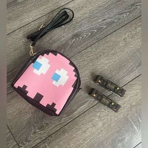 Bobbi Brown x PACMAN limited edition! Pink Ghost Crossbody Bag +2 lipsticks-new